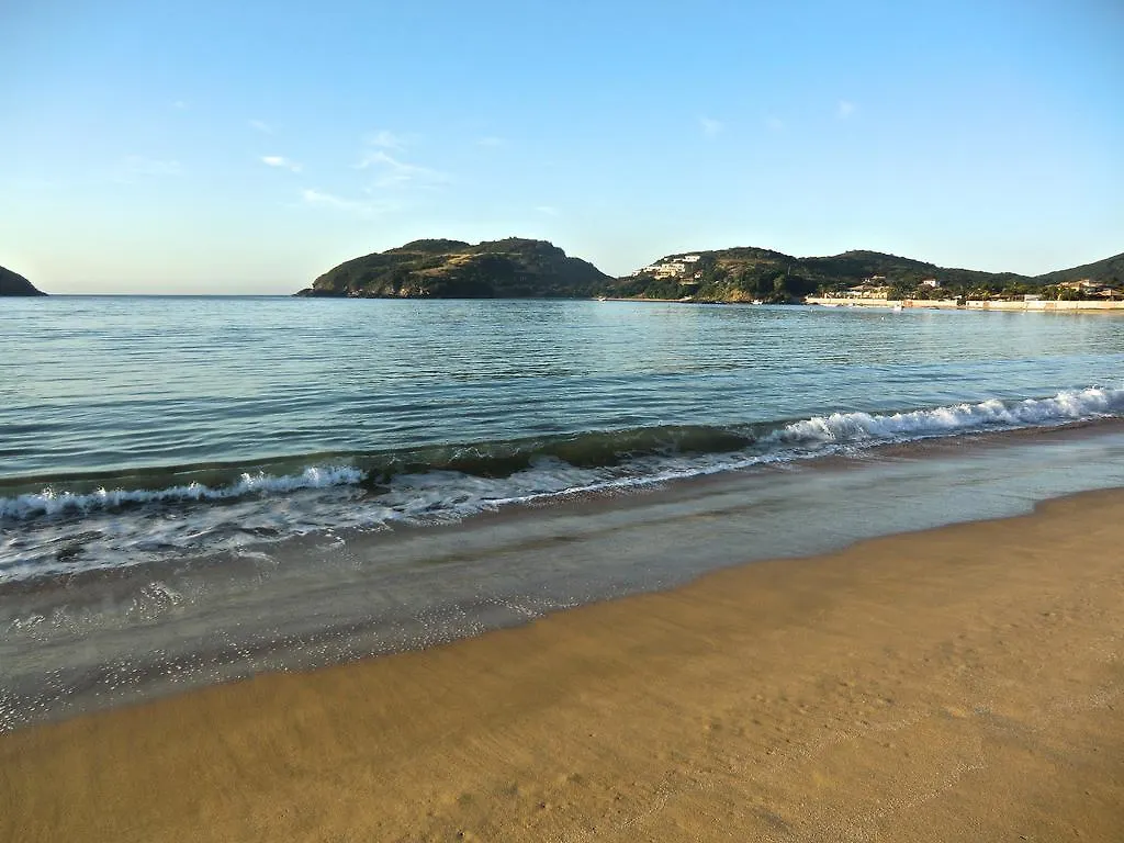 Apartamento Anfiteatro Tropical Búzios 0*,  Brasil